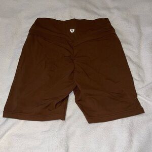 TomTiger Brown Gym Shorts |M